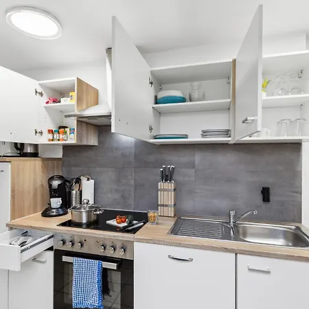 Apartament Zentrale, Grosse & Moderne In