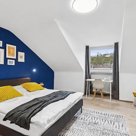 Zentrale, Grosse & Moderne In Koblenz