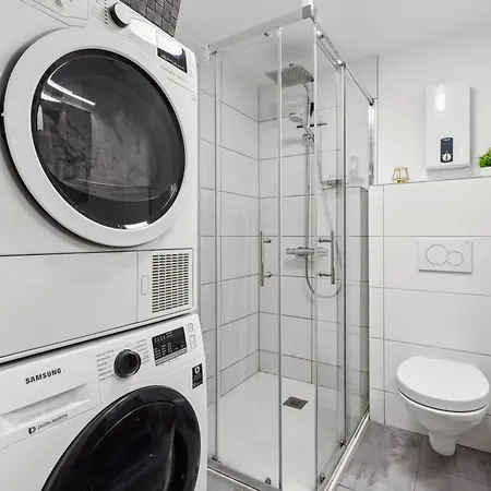 Zentrale, Grosse & Moderne In Coblence