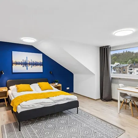 Zentrale, Grosse & Moderne In Appartement *